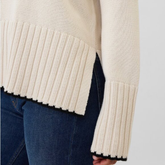 Oversized 24/7 Split-Hem Mockneck Sweater - Picture 2 of 3